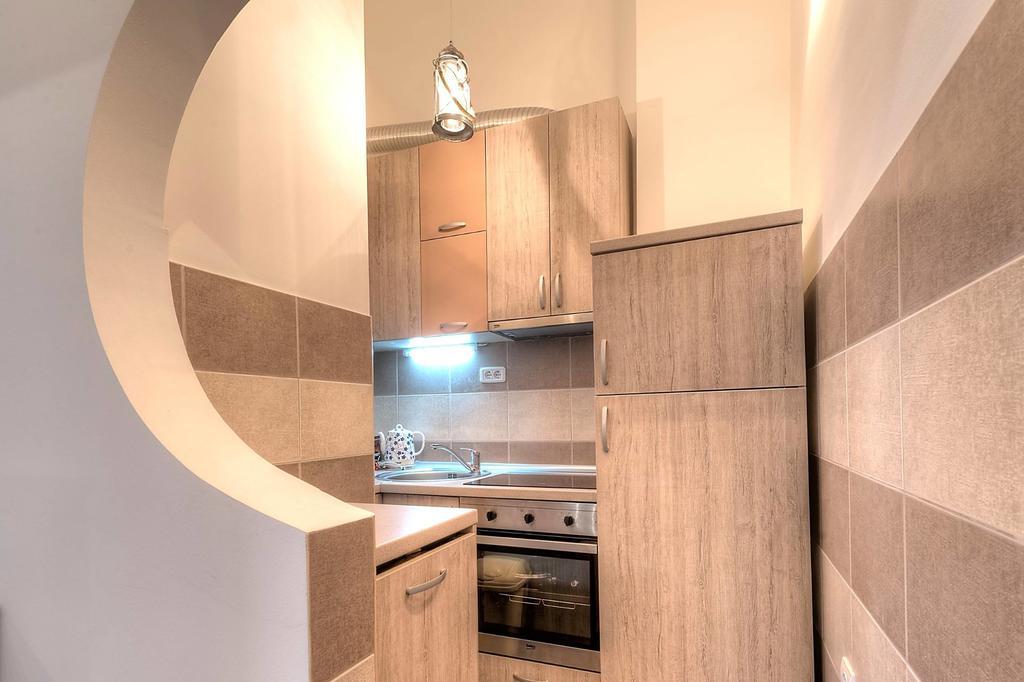 Wukovic Apartments Tivat Bagian luar foto