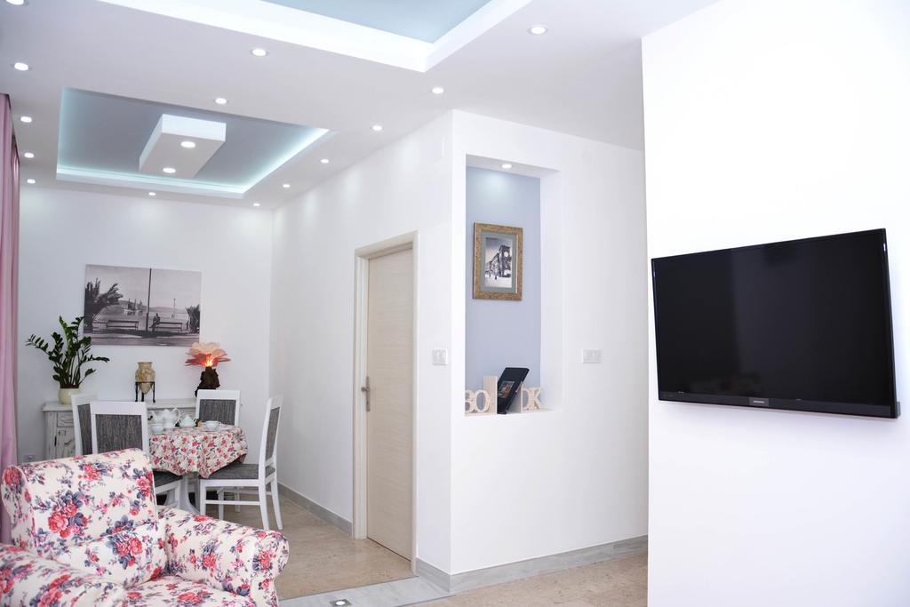 Wukovic Apartments Tivat Bagian luar foto