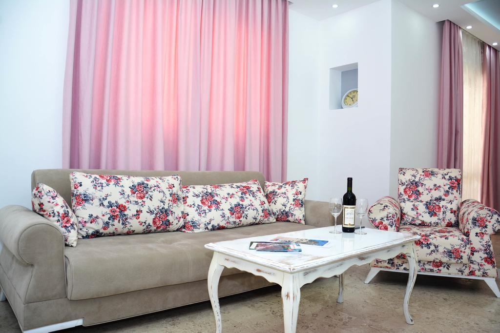 Wukovic Apartments Tivat Bagian luar foto