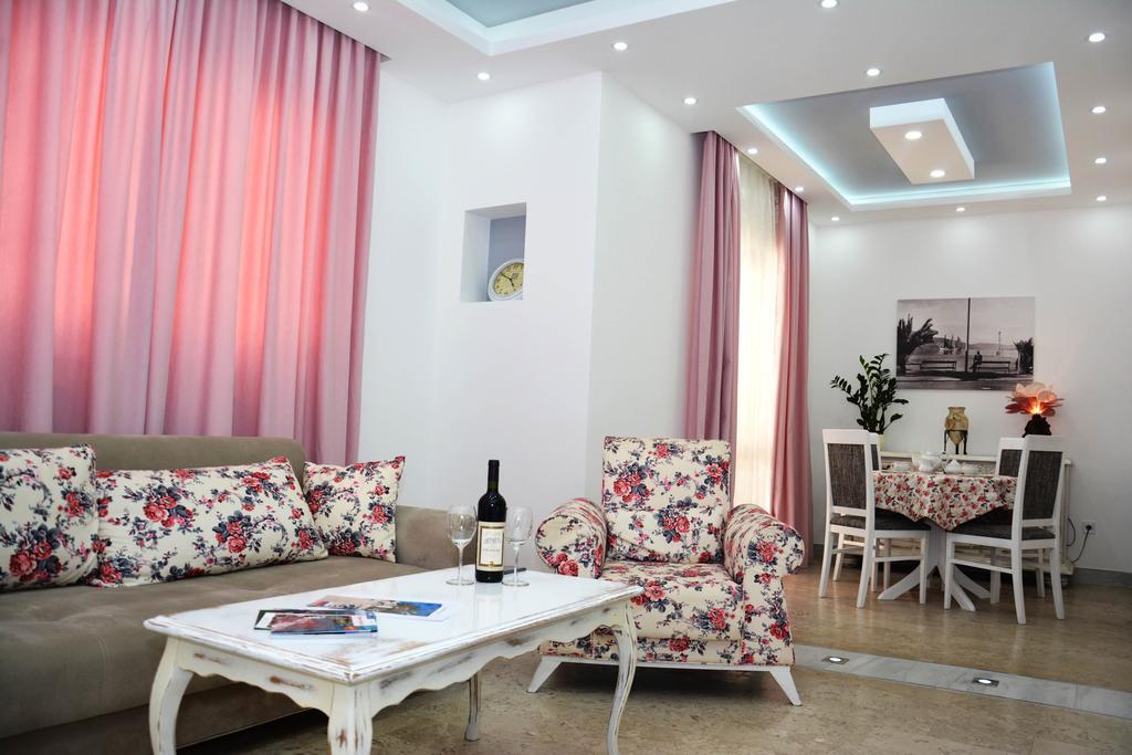 Wukovic Apartments Tivat Bagian luar foto