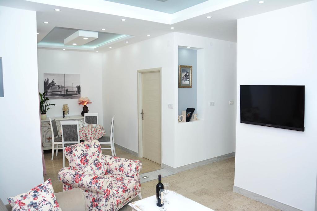 Wukovic Apartments Tivat Bagian luar foto