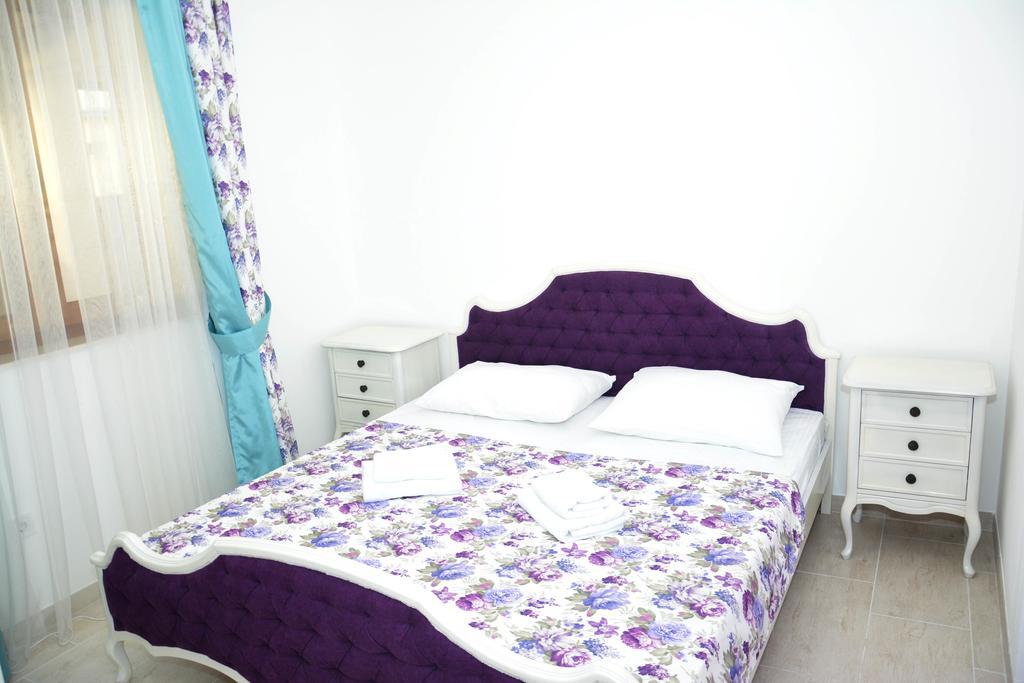 Wukovic Apartments Tivat Bagian luar foto