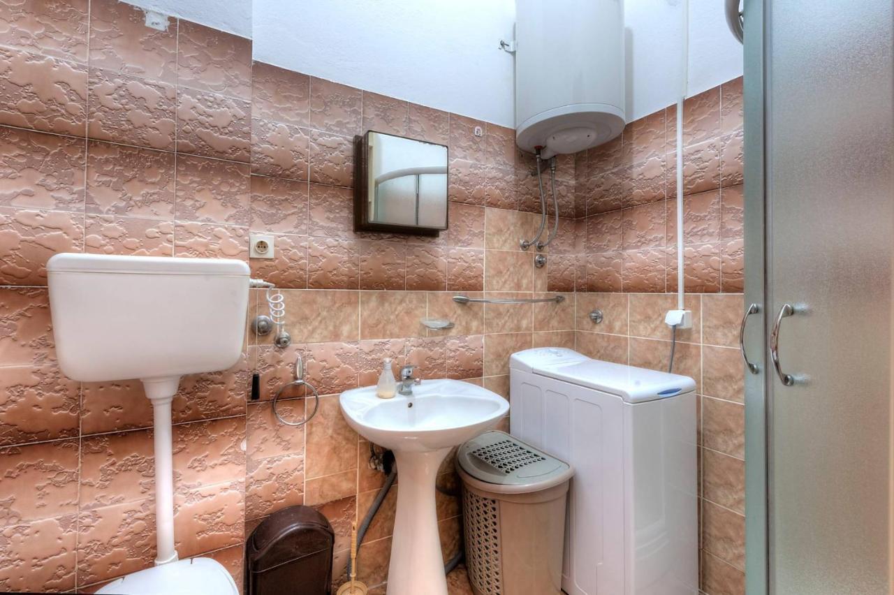Wukovic Apartments Tivat Bagian luar foto