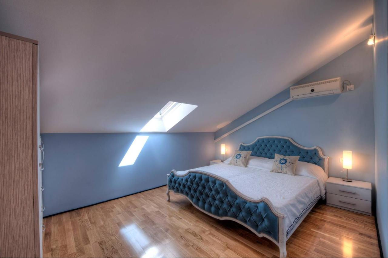 Wukovic Apartments Tivat Bagian luar foto
